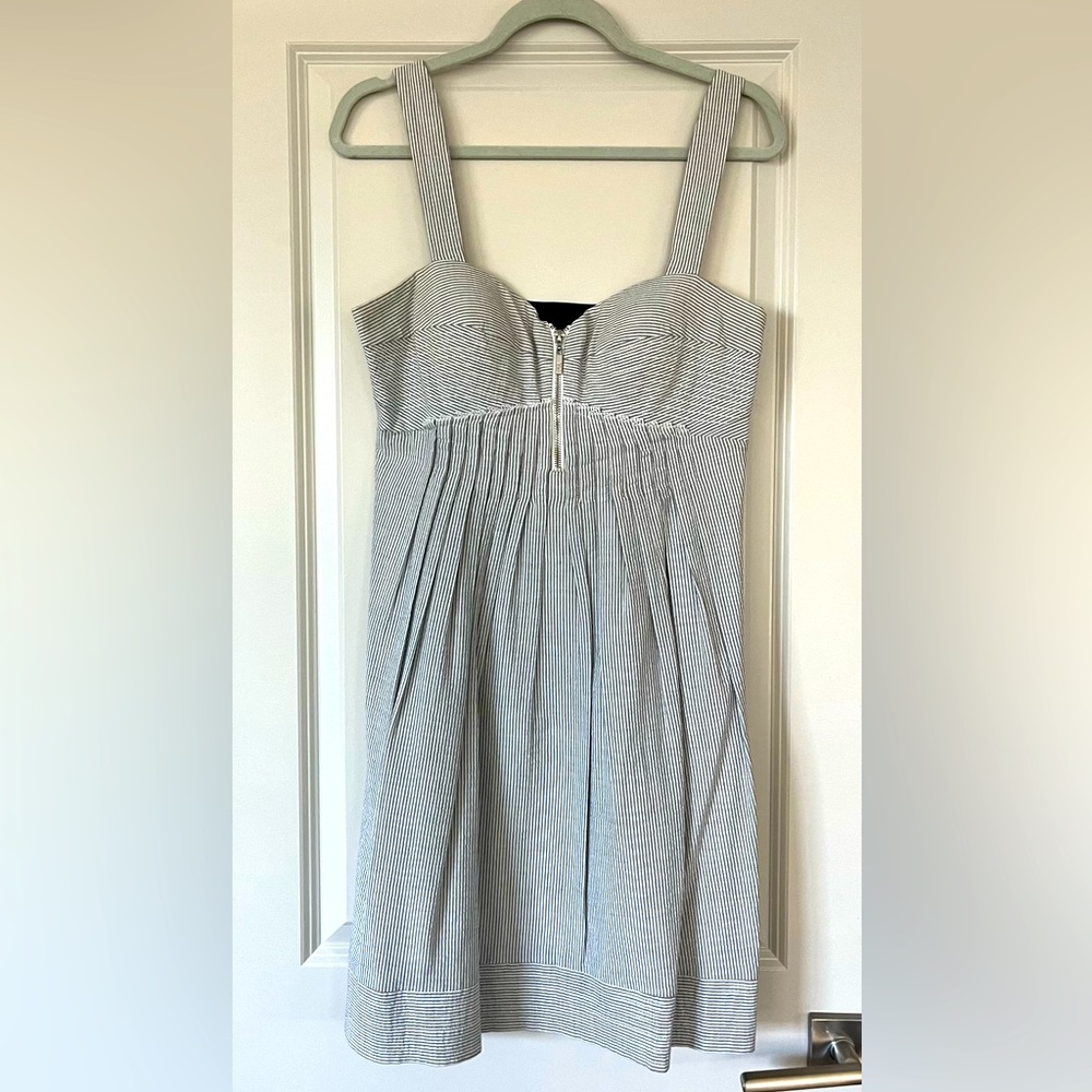 Jessica Simpson Size 8 seersucker dress